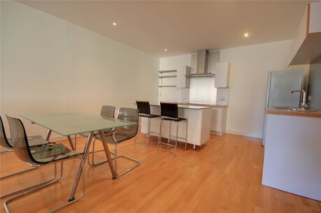 2 bedroom  flat to rent, Available furnished from 29/11/2024