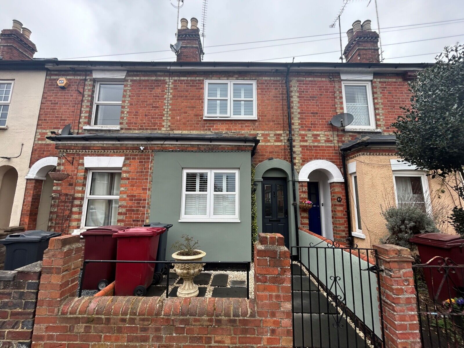 2 bedroom  house to rent, Available furnished from 15/11/2024 Alma Street, Reading, RG30, main image