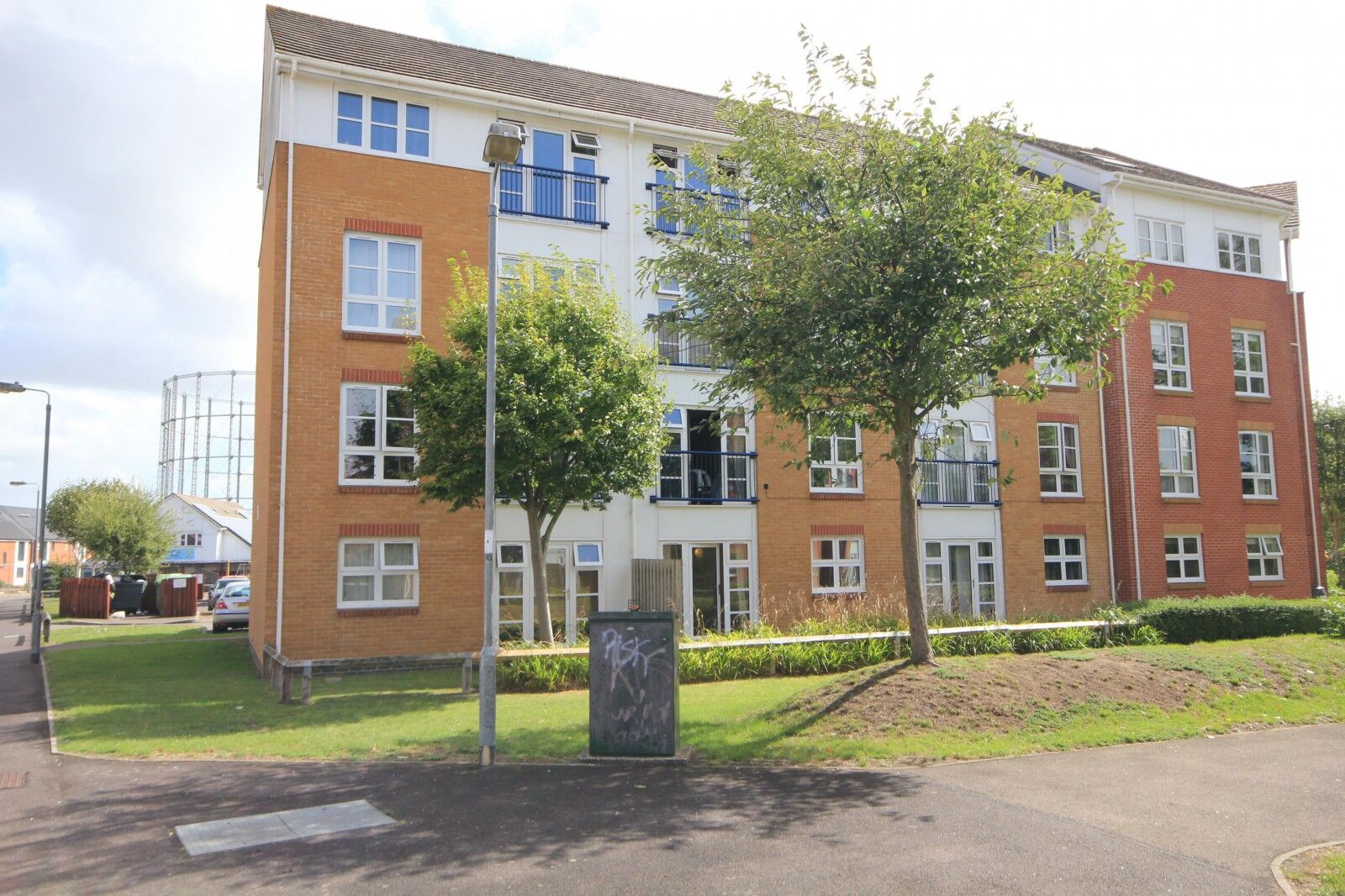 1 bedroom  property to rent, Available unfurnished from 17/04/2025 Kennet Walk, Kenavon Drive, Reading, RG1, main image