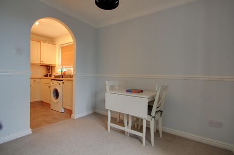 2 bedroom  flat to rent, Available furnished from 29/11/2024