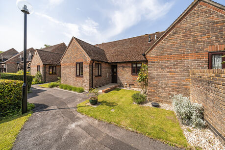 2 bedroom mid terraced bungalow for sale