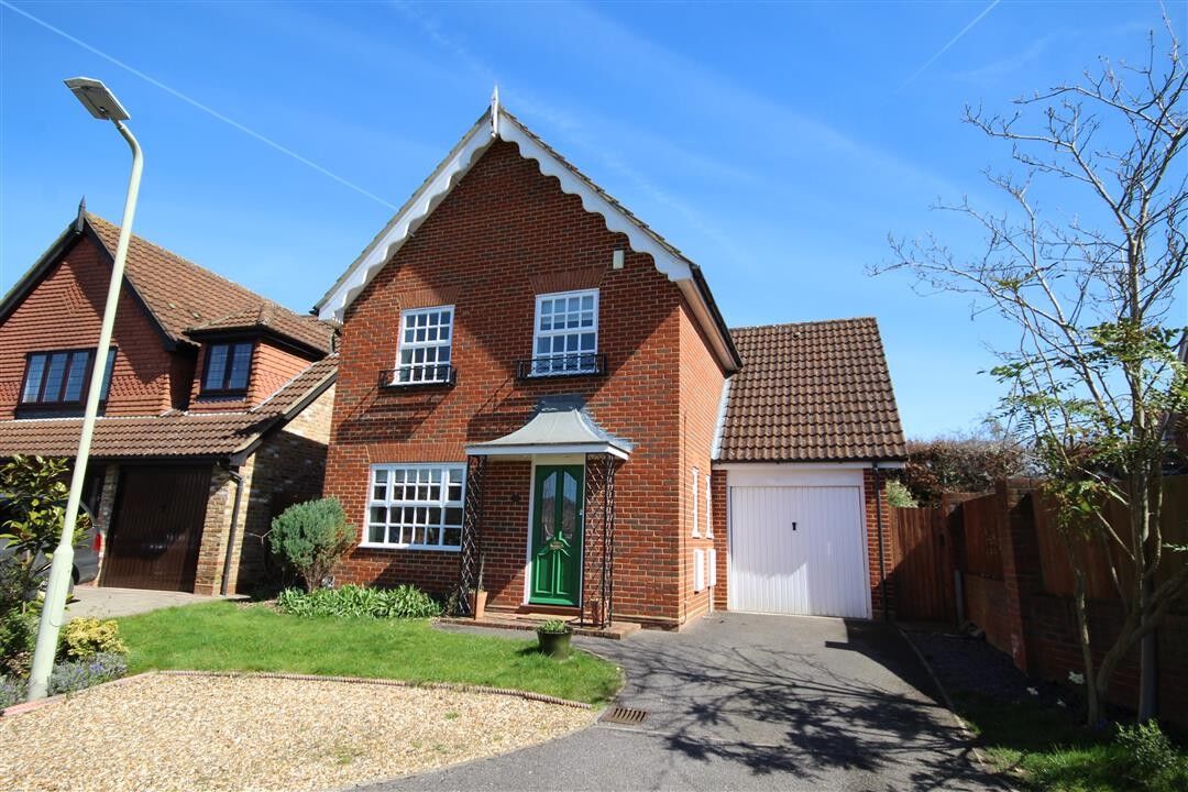 4 bedroom detached house to rent, Available from 11/01/2025 Jarvis Drive, Twyford, Reading, RG10, main image