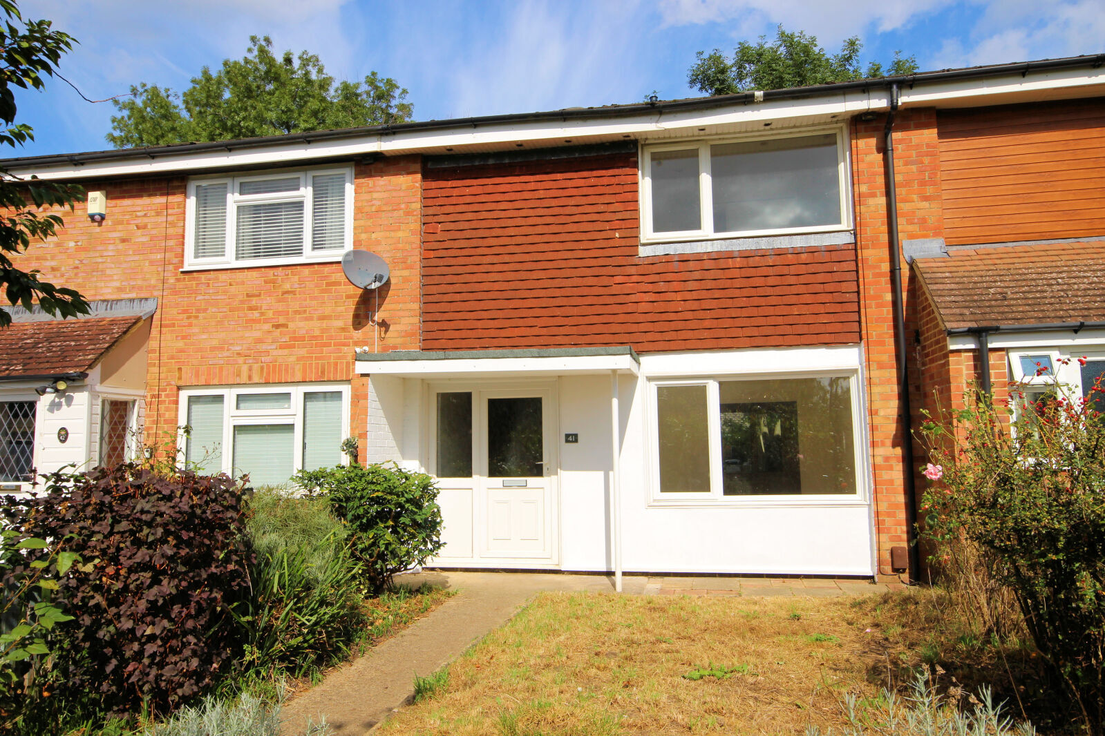 2 bedroom mid terraced house to rent, Available unfurnished from 11/04/2025 Overmead, Abingdon, OX14, main image