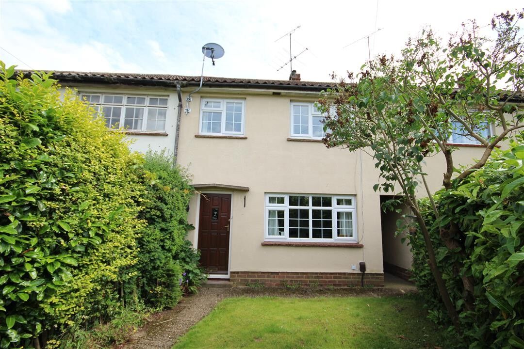 3 bedroom mid terraced house to rent, Available from 31/07/2024 Orchard Estate, Twyford, RG10, main image
