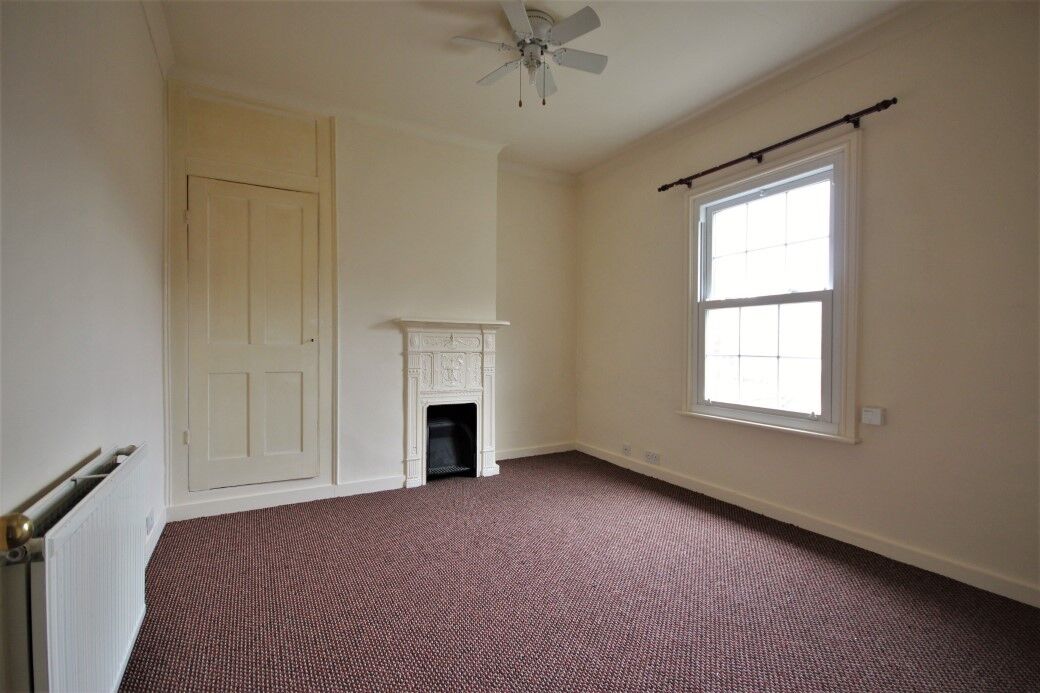 2 bedroom  flat to rent, Available unfurnished from 04/10/2024 Wantage, Oxfordshire, OX12, main image